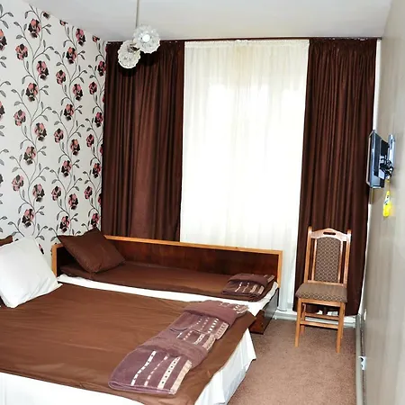 Хотел Руен 2* Kiustendil