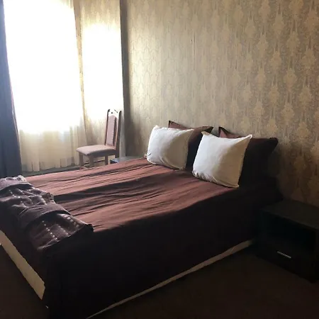 Хотел Руен Hotel Kiustendil