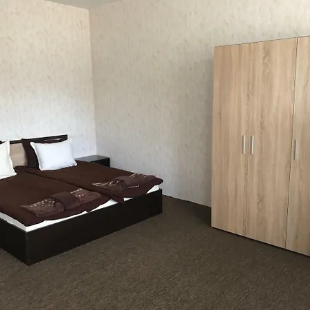 Хотел Руен Hotel Kiustendil